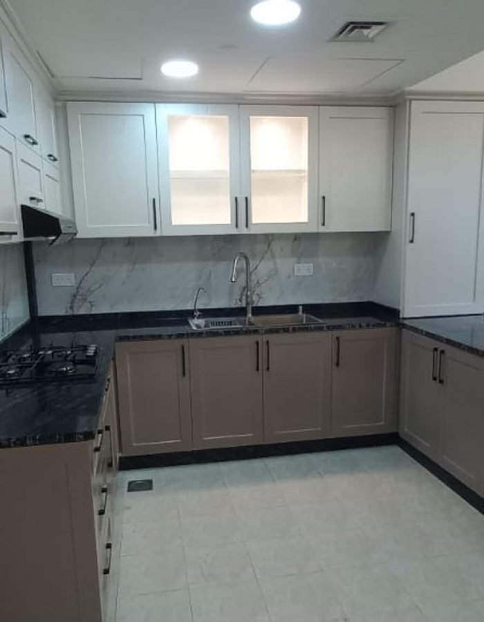 8984e6f7-acae-4744-bb53-9180d4284636